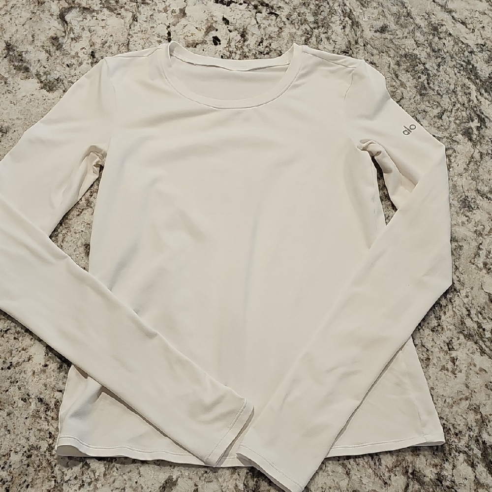 ALO Yoga Women's White Long Sleeve Tee Size XS